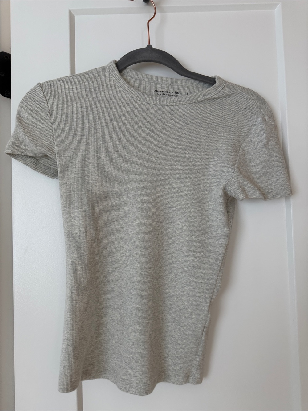 Abercrombie & Fitch Heather Gray Ribbed Short Sleeve Tee